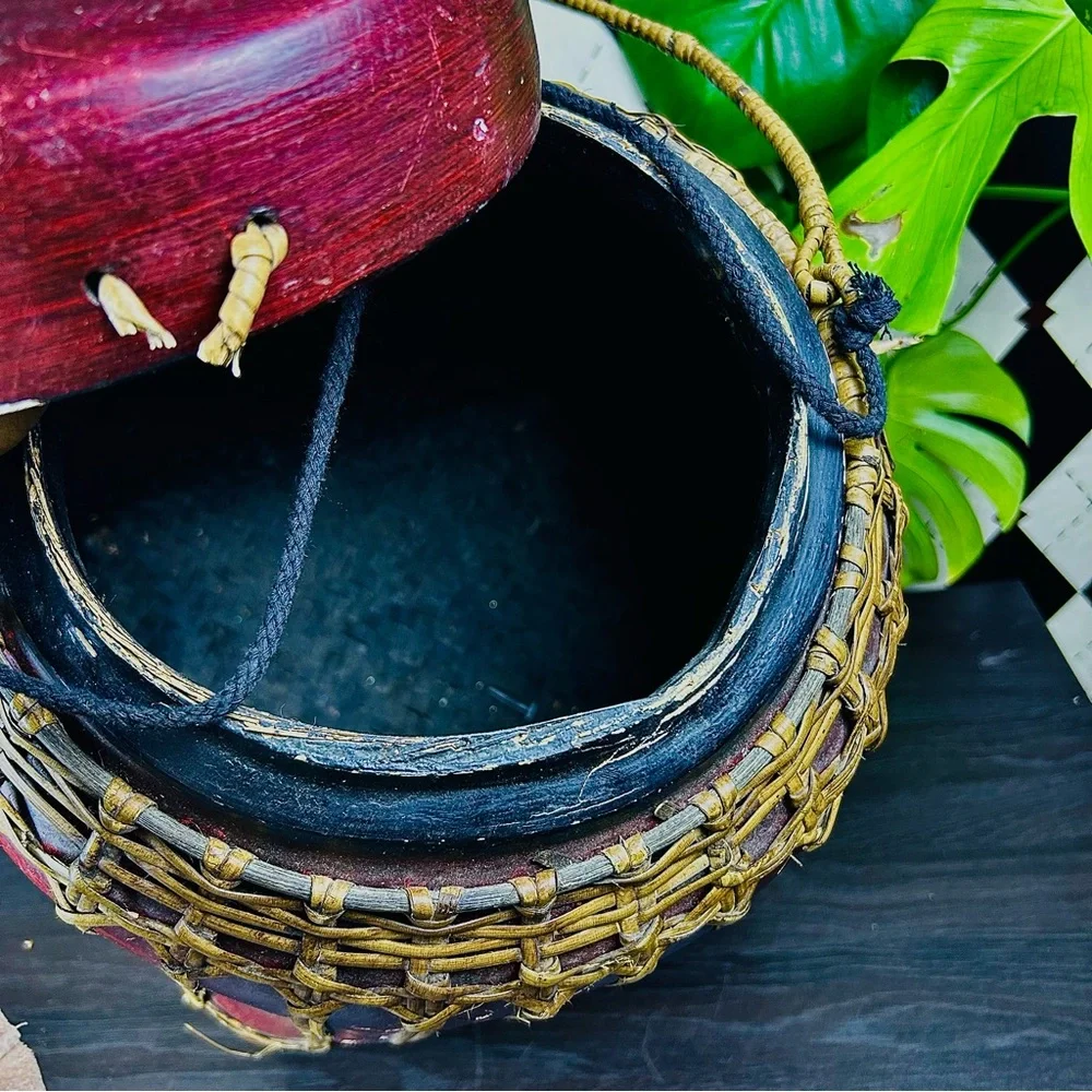 Large 18” Burmese‎ Lacquer Rice Basket, Lidded Bamboo Vessel Vintage Collectible